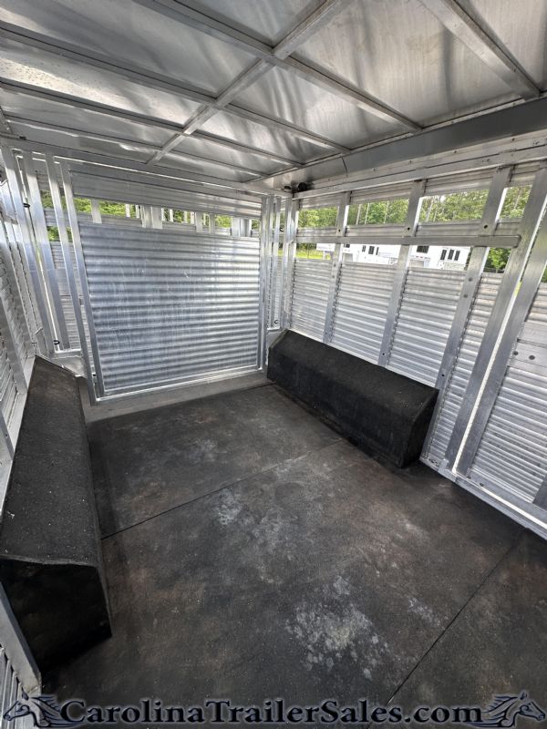 Used Horse Trailers for Sale