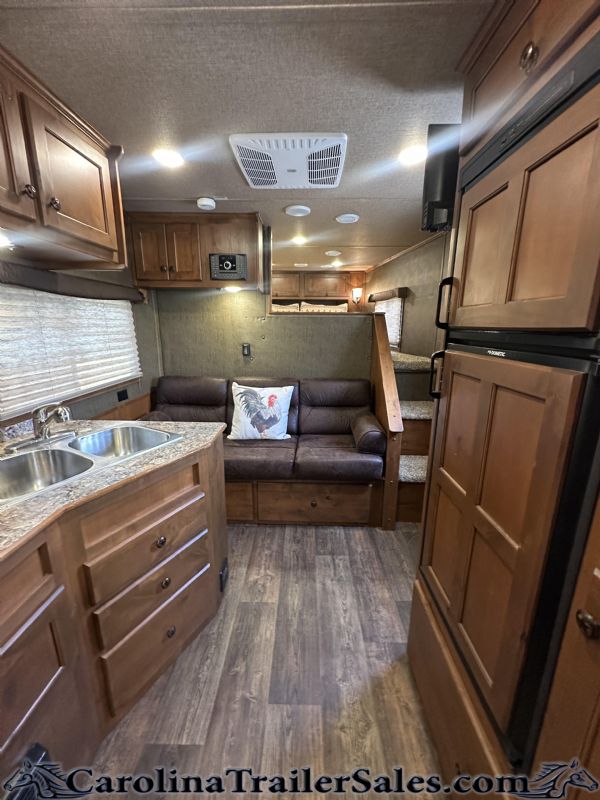 Used Horse Trailers for Sale
