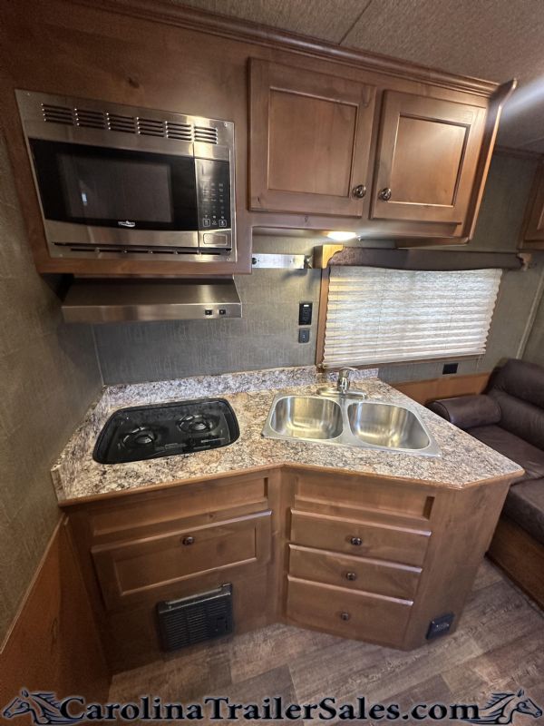 Used Horse Trailers for Sale