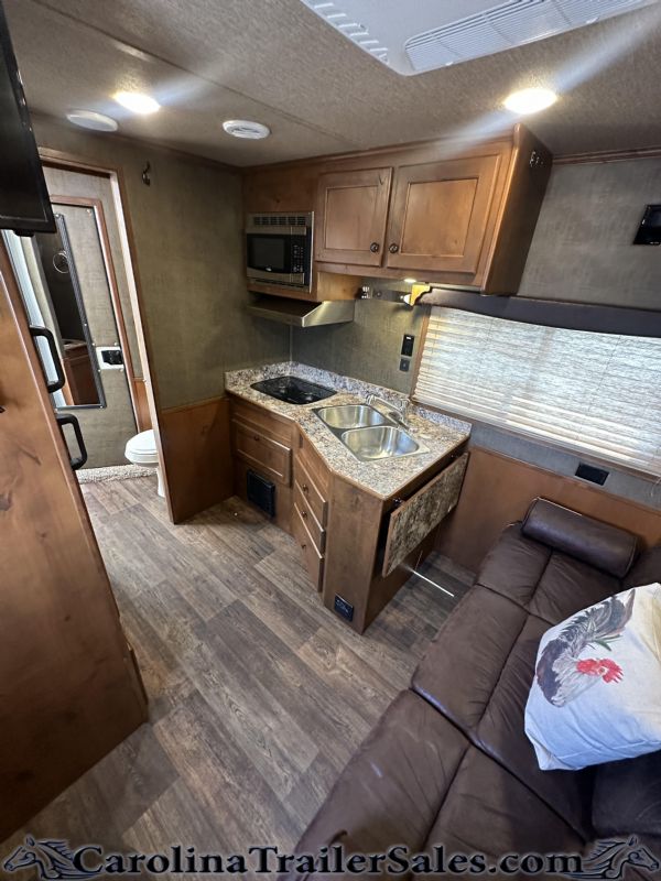 Used Horse Trailers for Sale