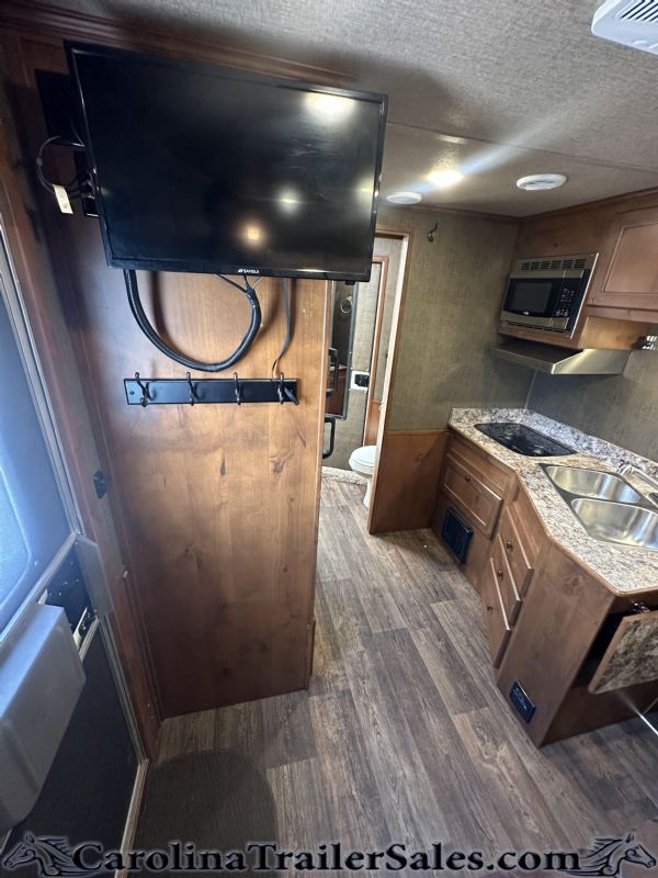 Used Horse Trailers for Sale