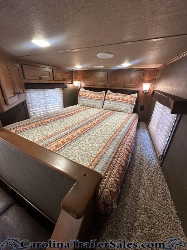 Used Horse Trailers for Sale