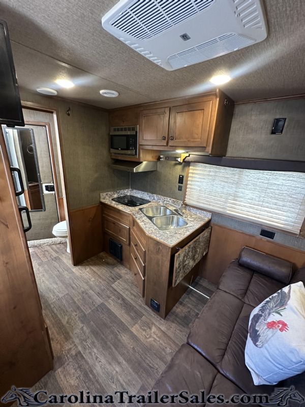 Used Horse Trailers for Sale
