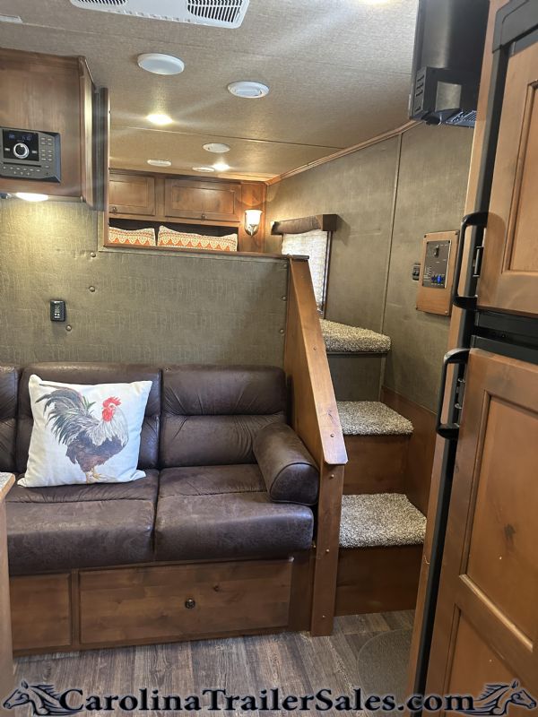 Used Horse Trailers for Sale