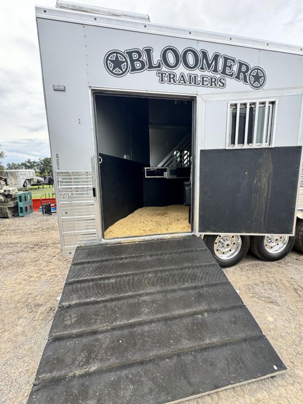 Used Horse Trailers for Sale