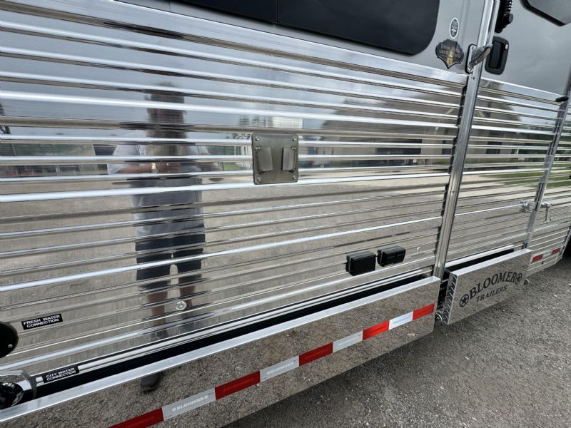 Used Horse Trailers for Sale