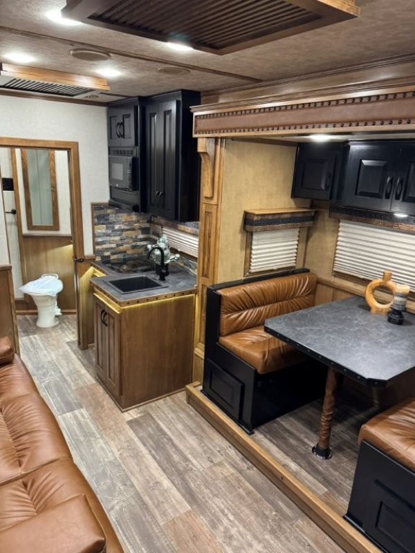 Used Horse Trailers for Sale