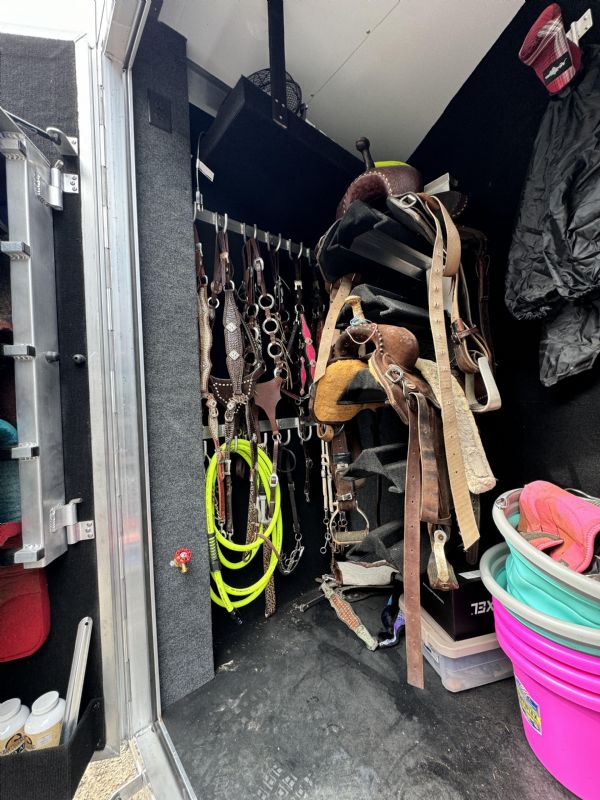 Used Horse Trailers for Sale