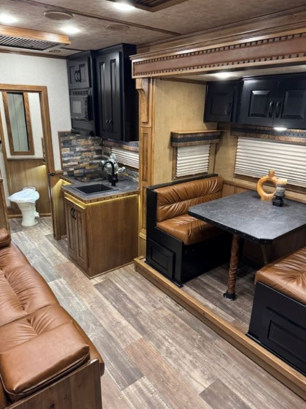 Used Horse Trailers for Sale