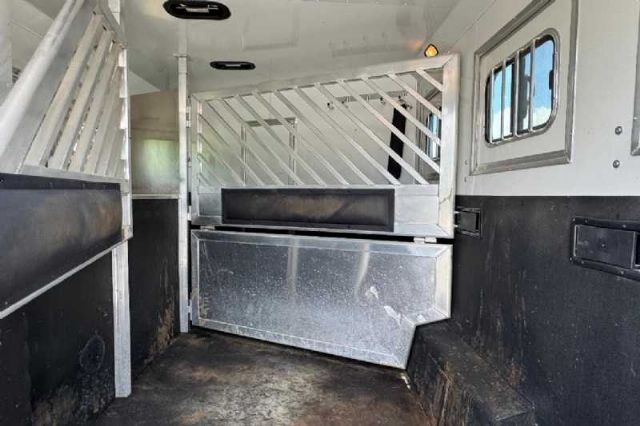 Used Horse Trailers for Sale