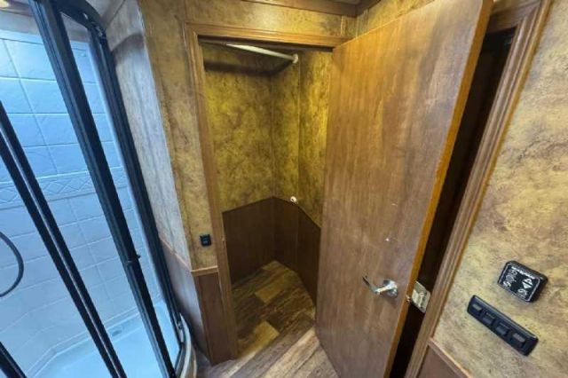 Used Horse Trailers for Sale