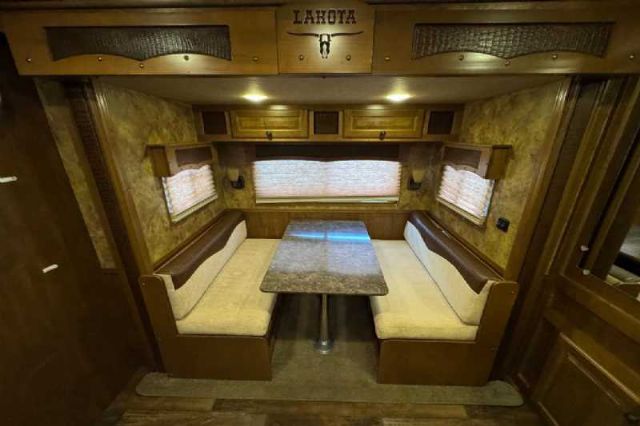 Used Horse Trailers for Sale
