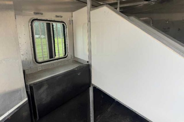 Used Horse Trailers for Sale