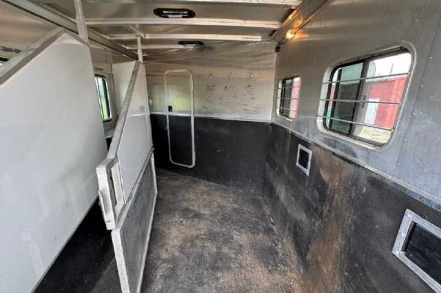 Used Horse Trailers for Sale