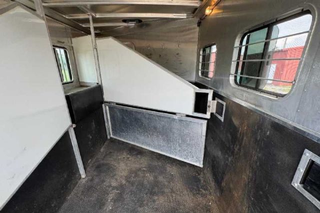 Used Horse Trailers for Sale