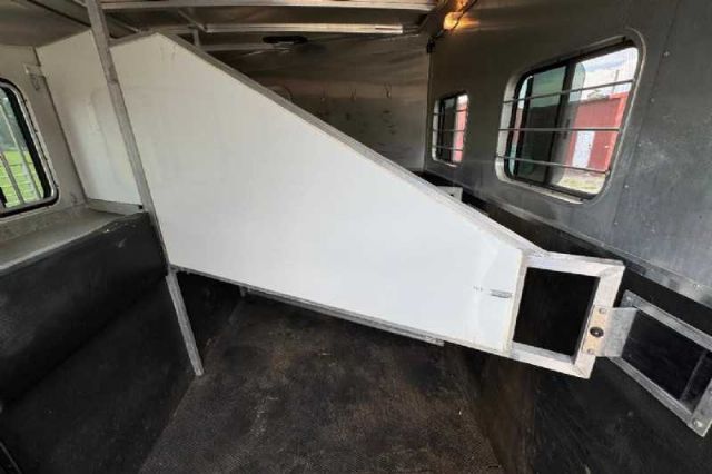 Used Horse Trailers for Sale