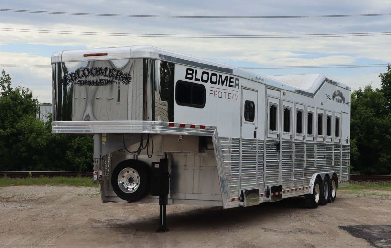 Used Horse Trailers for Sale