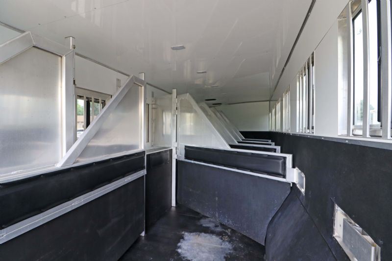 Used Horse Trailers for Sale