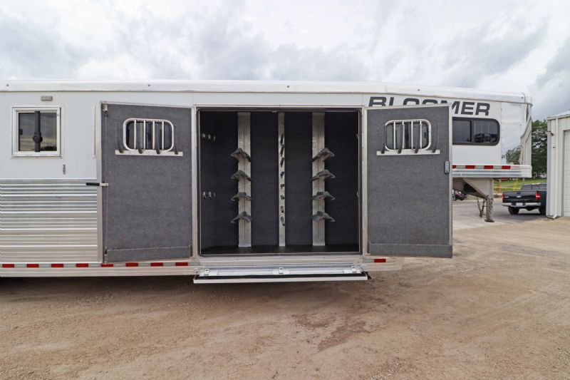 Used Horse Trailers for Sale