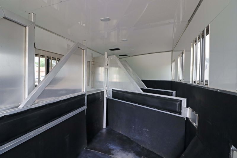Used Horse Trailers for Sale