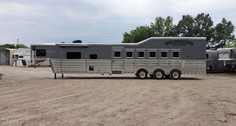 Horse Trailer for sale in MO