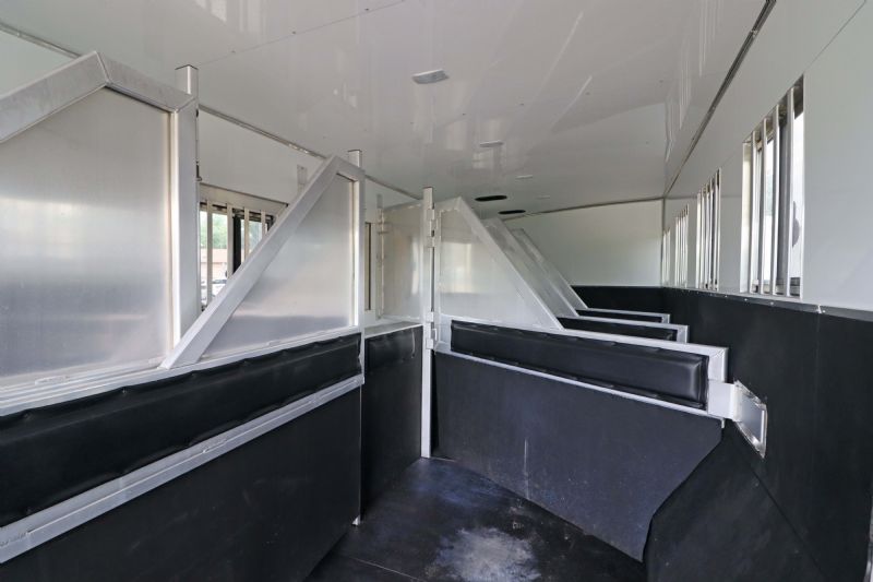 Used Horse Trailers for Sale