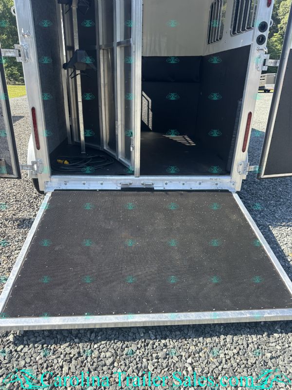 Used Horse Trailers for Sale
