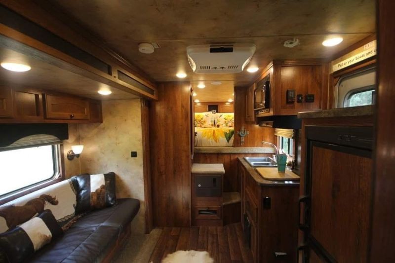 Used Horse Trailers for Sale