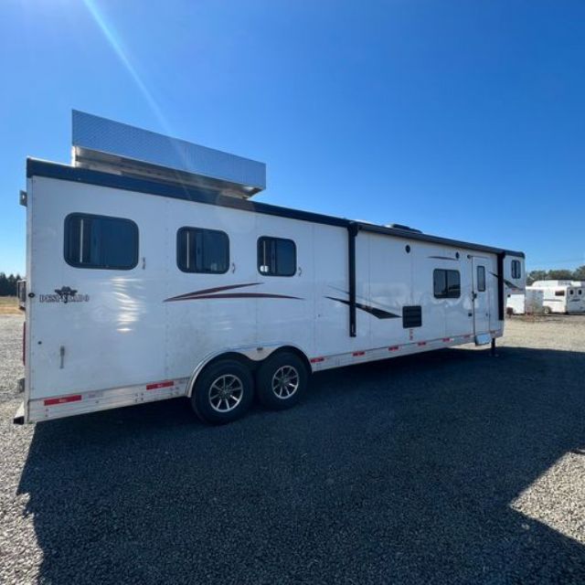 Used Horse Trailers for Sale