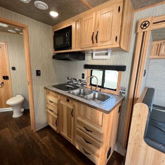 Used Horse Trailers for Sale