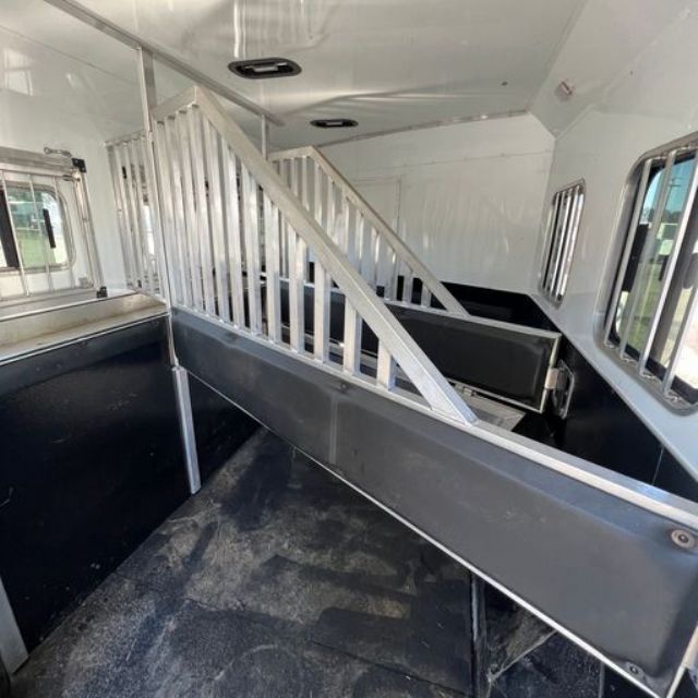 Used Horse Trailers for Sale