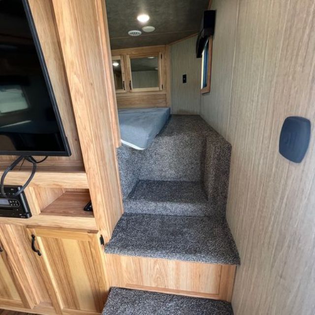 Used Horse Trailers for Sale