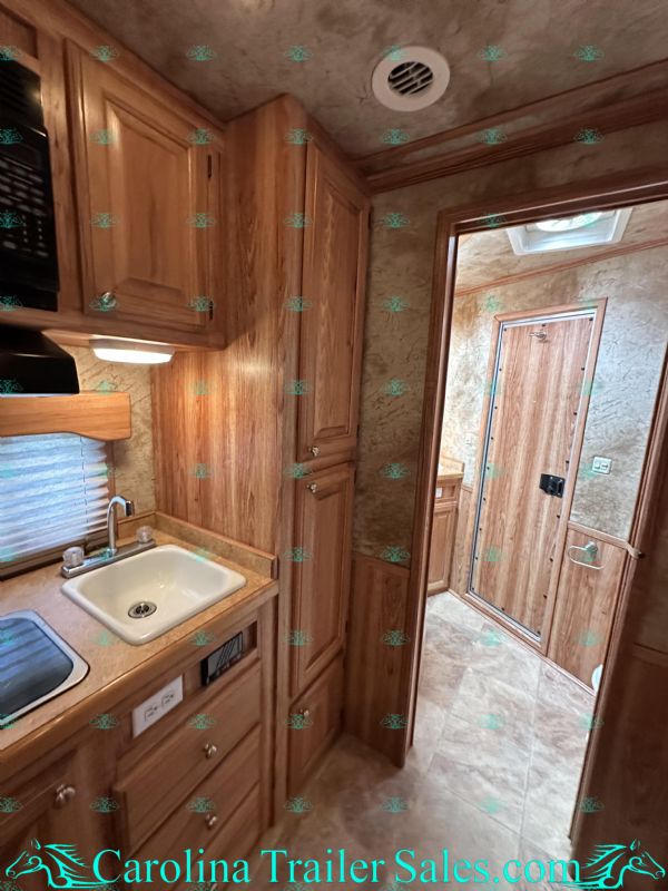 Used Horse Trailers for Sale