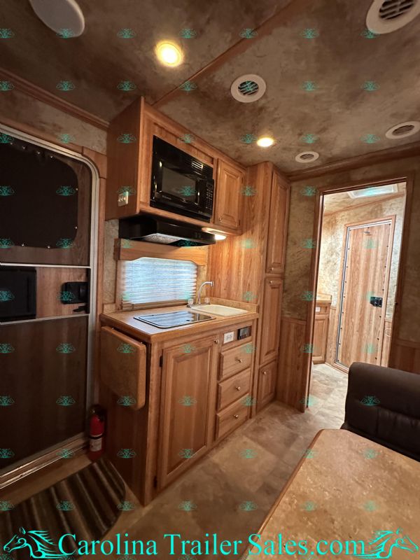 Used Horse Trailers for Sale