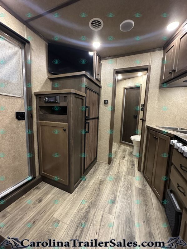 Used Horse Trailers for Sale