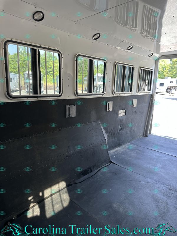 Used Horse Trailers for Sale