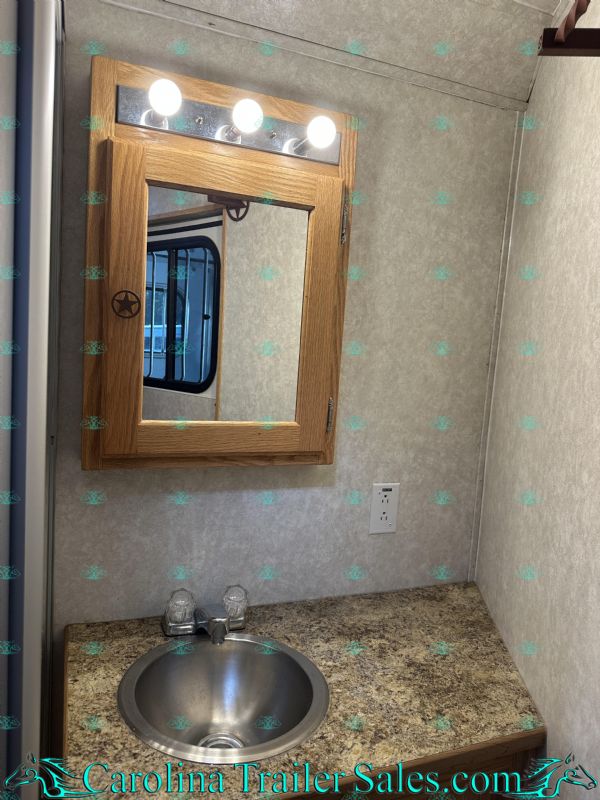 Used Horse Trailers for Sale