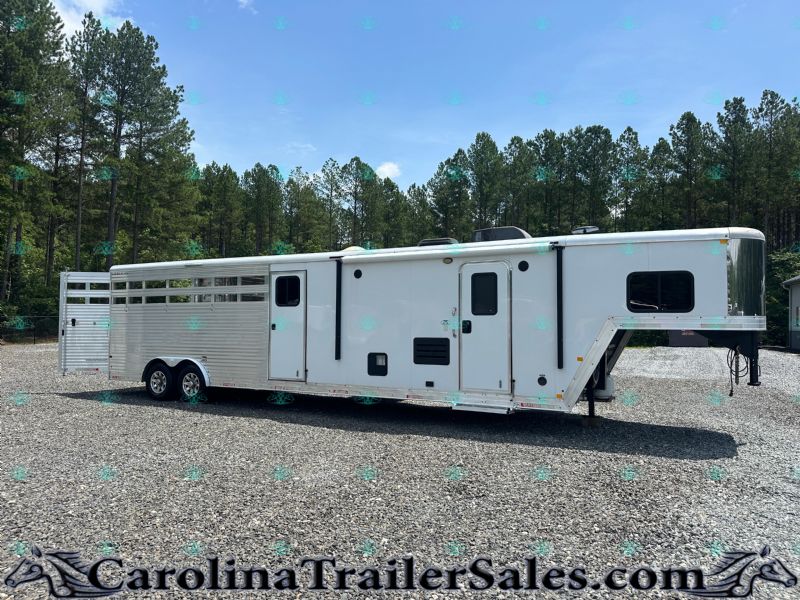Used Horse Trailers for Sale