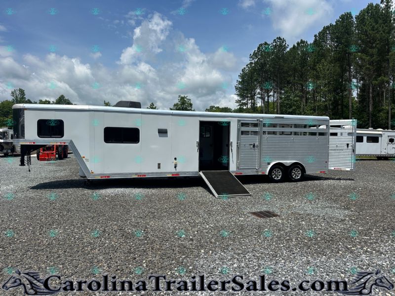 Used Horse Trailers for Sale