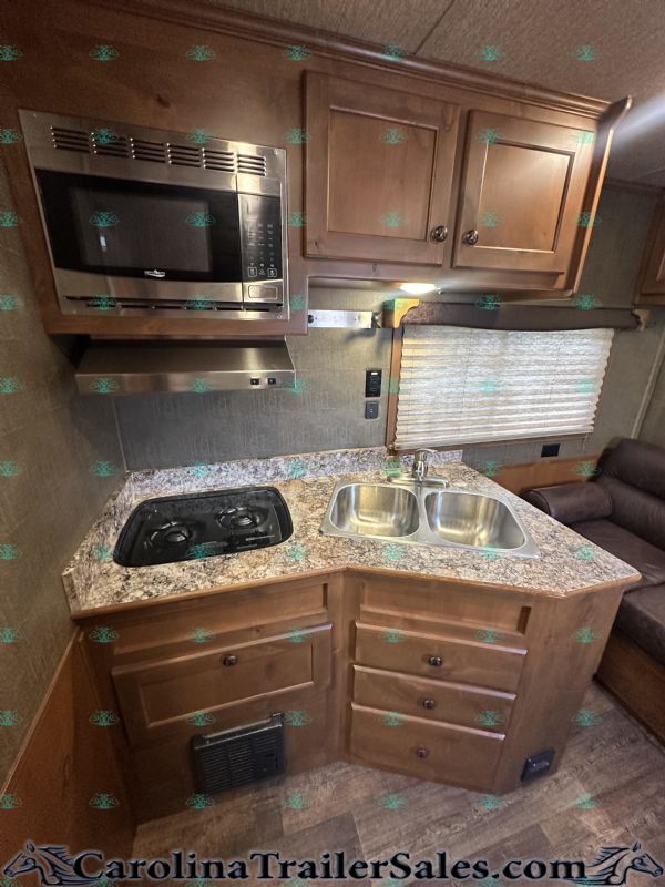 Used Horse Trailers for Sale