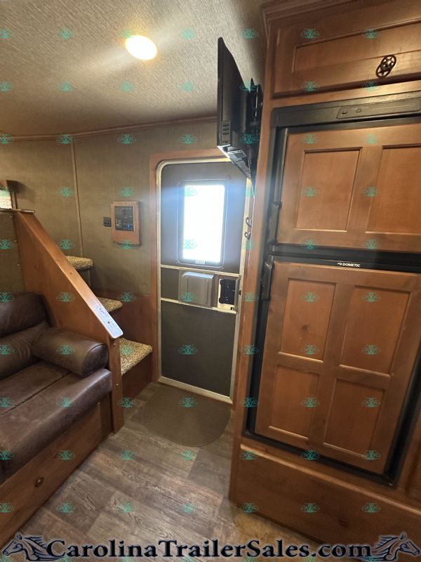 Used Horse Trailers for Sale