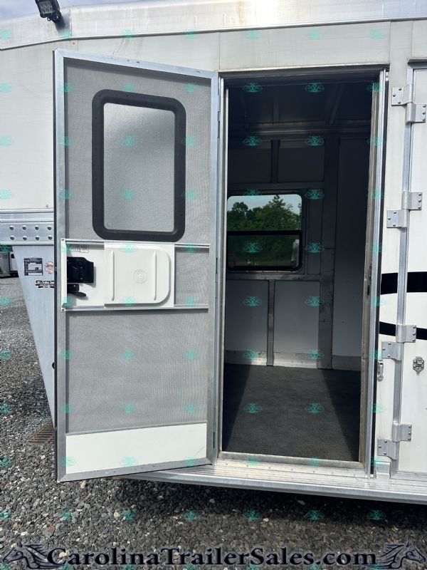 Used Horse Trailers for Sale