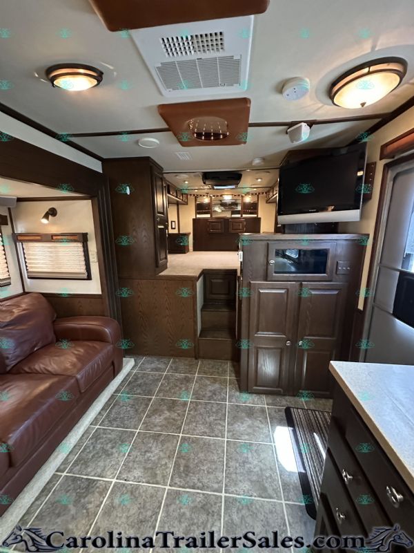 Used Horse Trailers for Sale