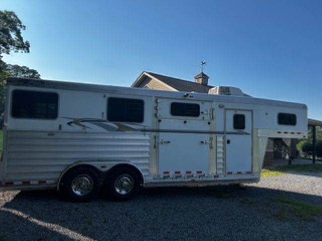 Used Horse Trailers for Sale