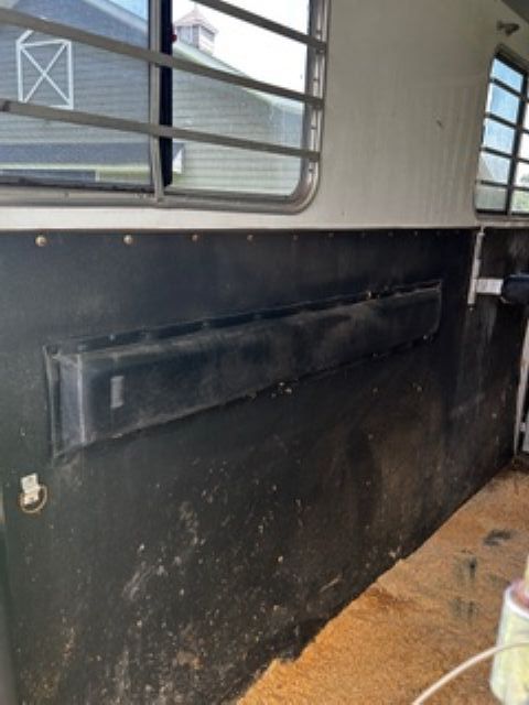 Used Horse Trailers for Sale