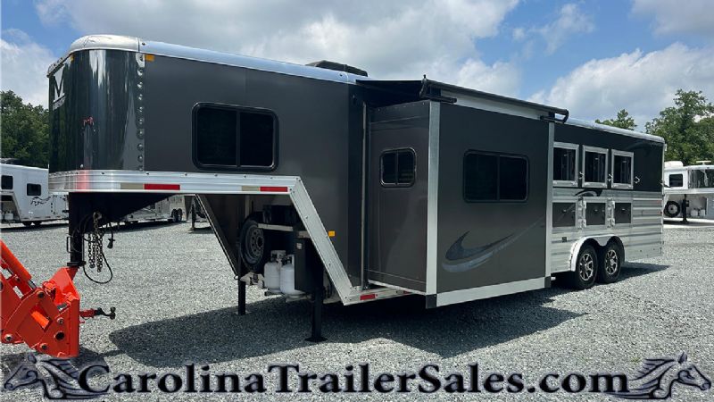 Used Horse Trailers for Sale
