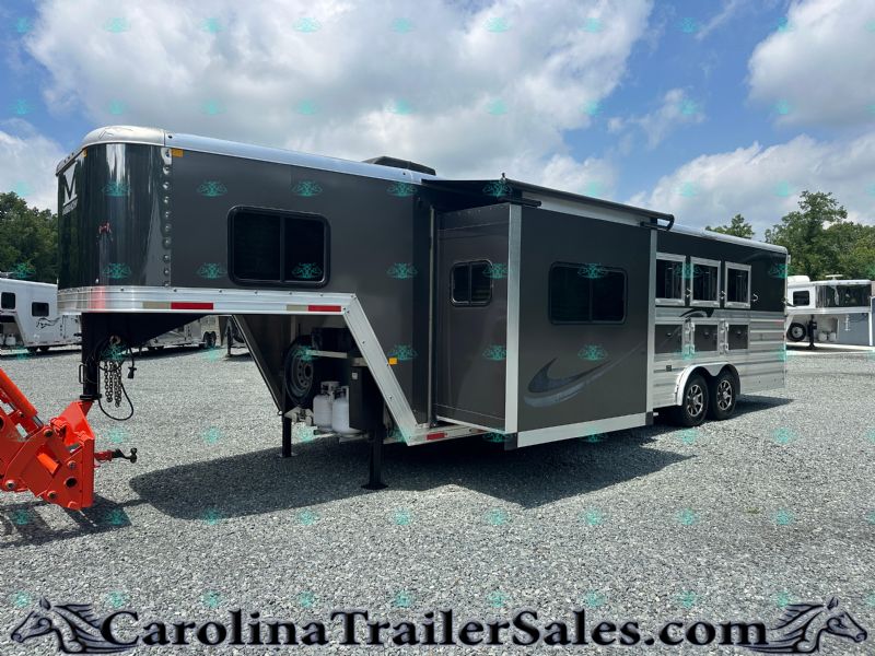Used Horse Trailers for Sale