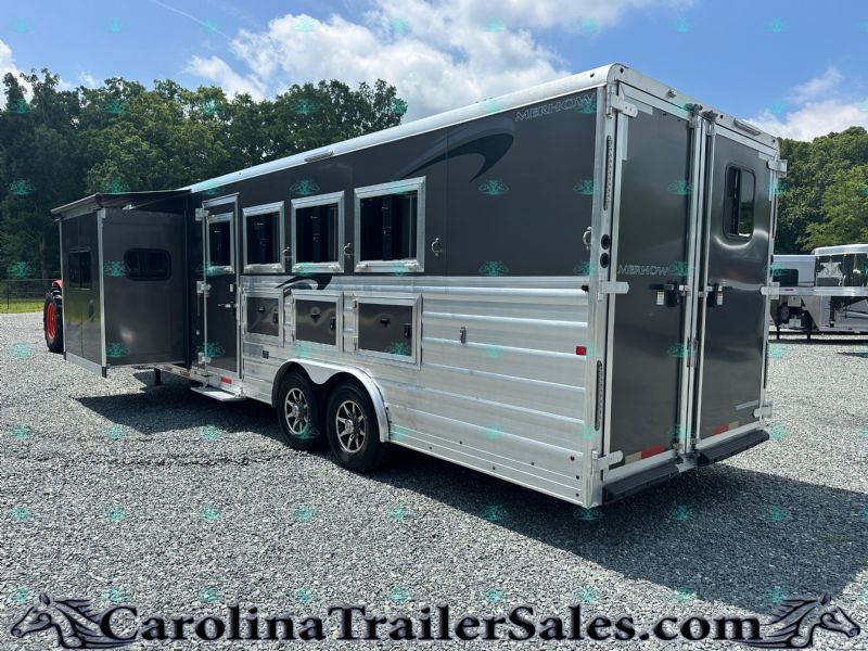 Used Horse Trailers for Sale