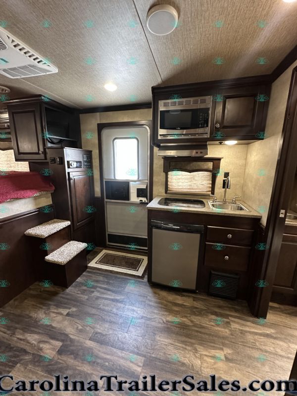 Used Horse Trailers for Sale