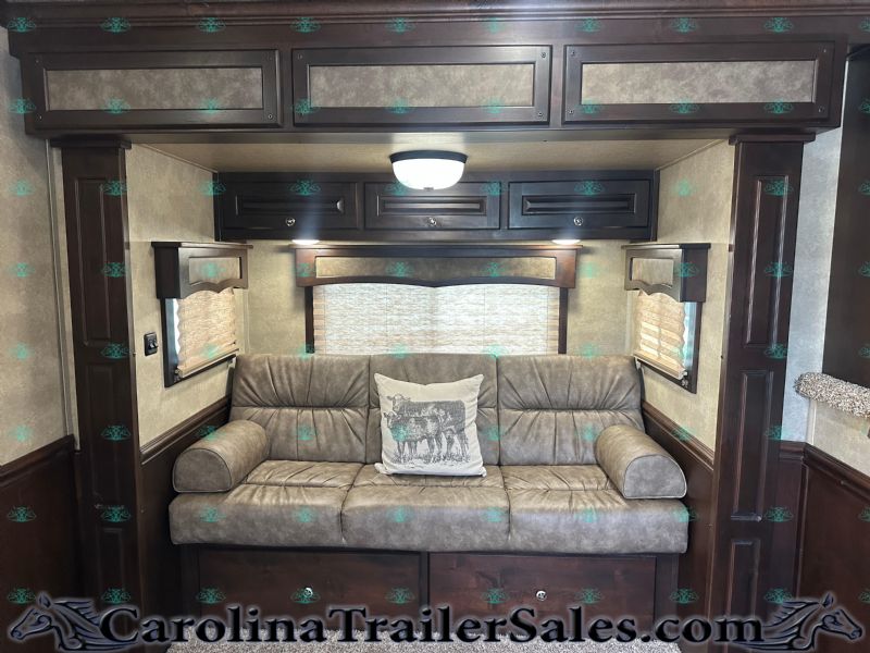 Used Horse Trailers for Sale